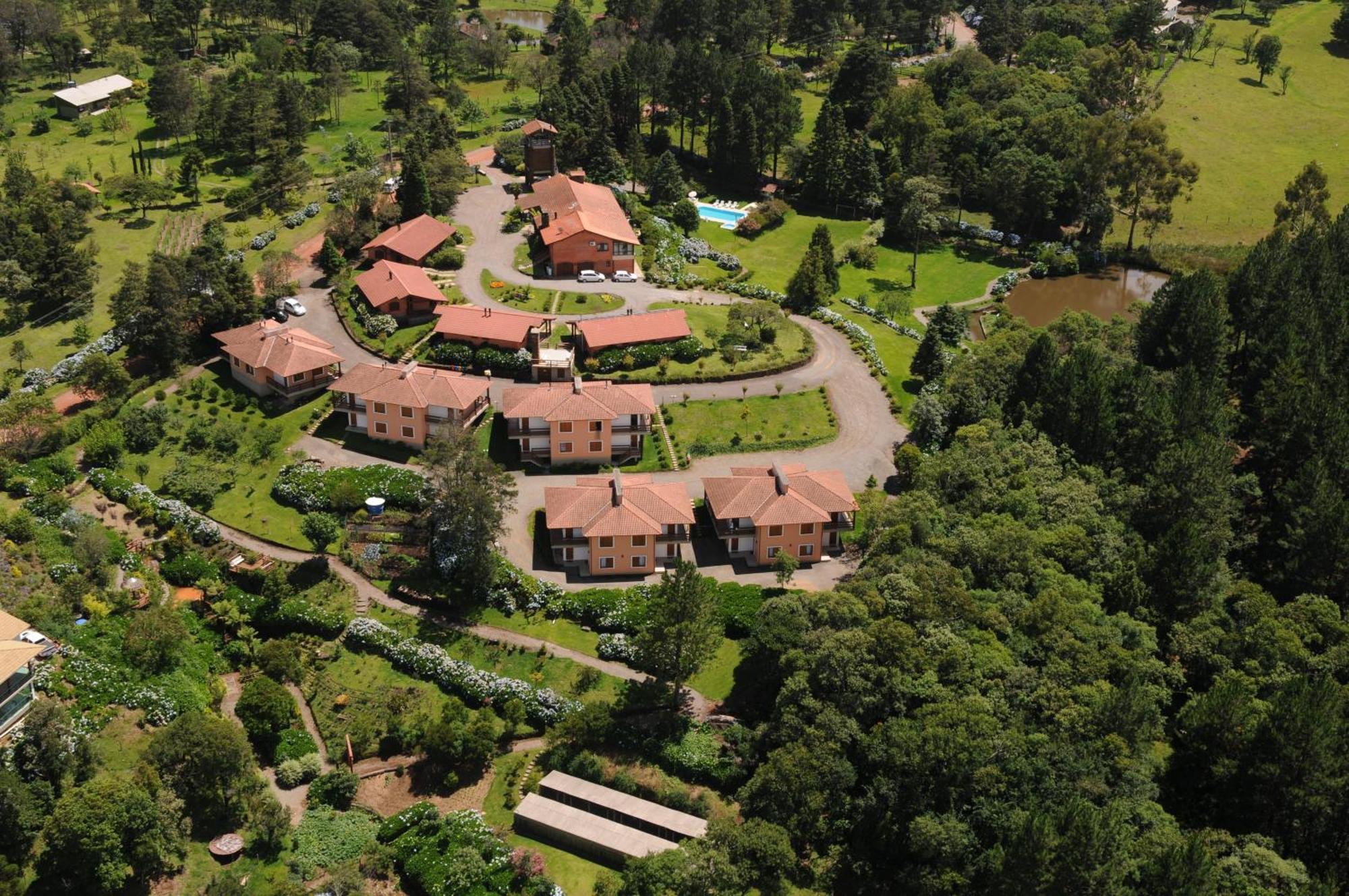 Hotel Bangalos Da Serra Gramado Exterior foto